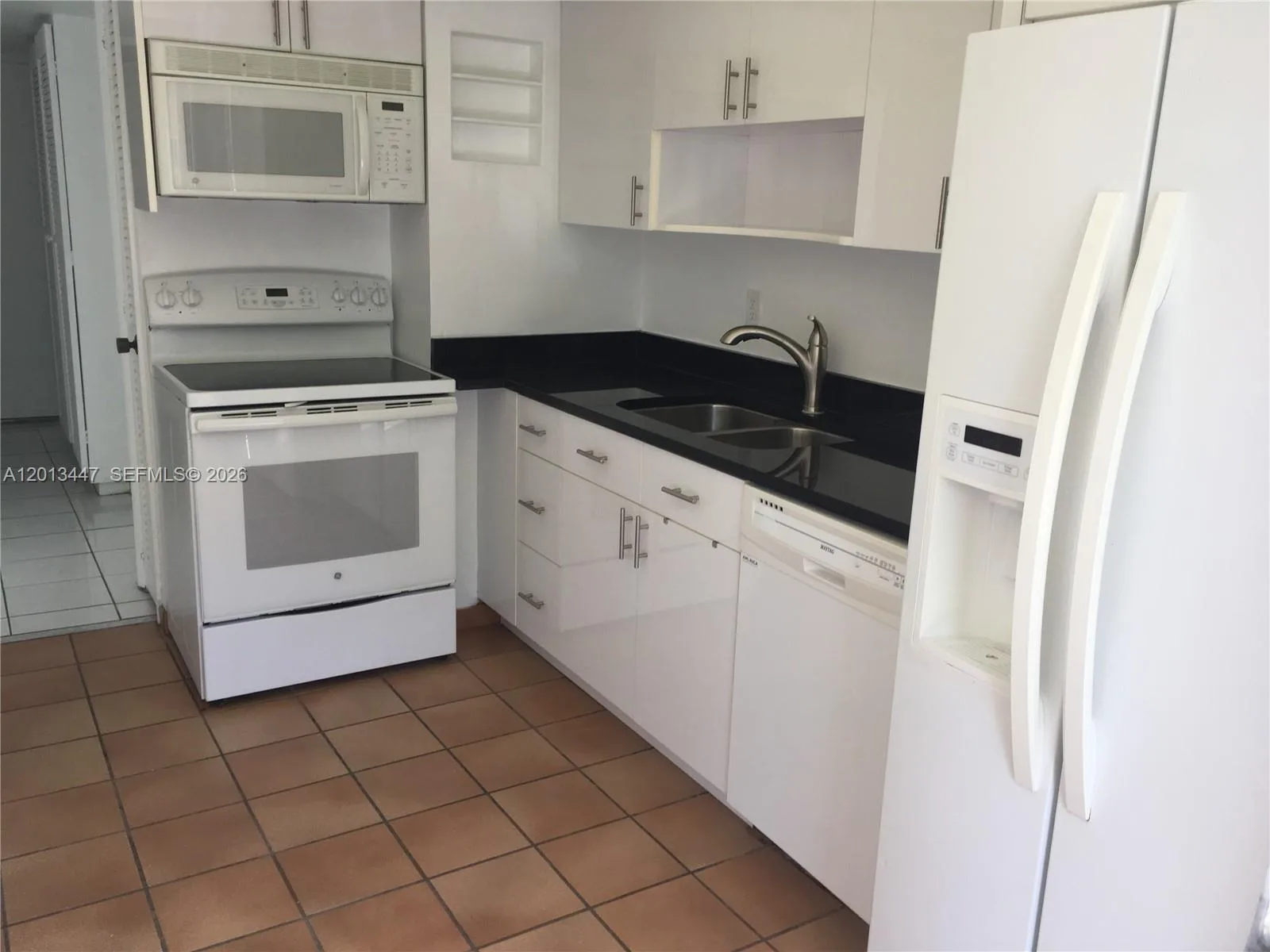 77 Crandon Blvd # 2E, Key Biscayne, FL 33149 photo 7