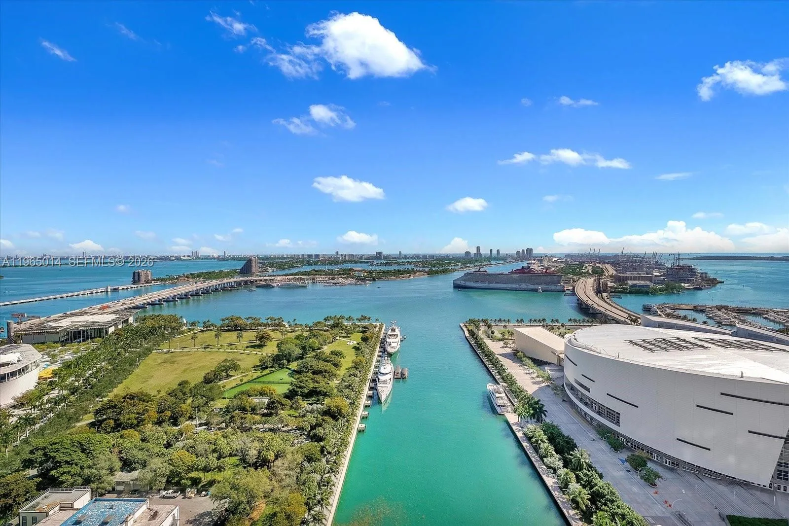 888 Biscayne Blvd # 3111, Miami, FL 33132 photo 8