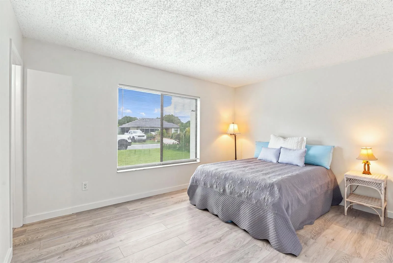 1355 23rd Place SW, Vero Beach, FL 32962 photo 10