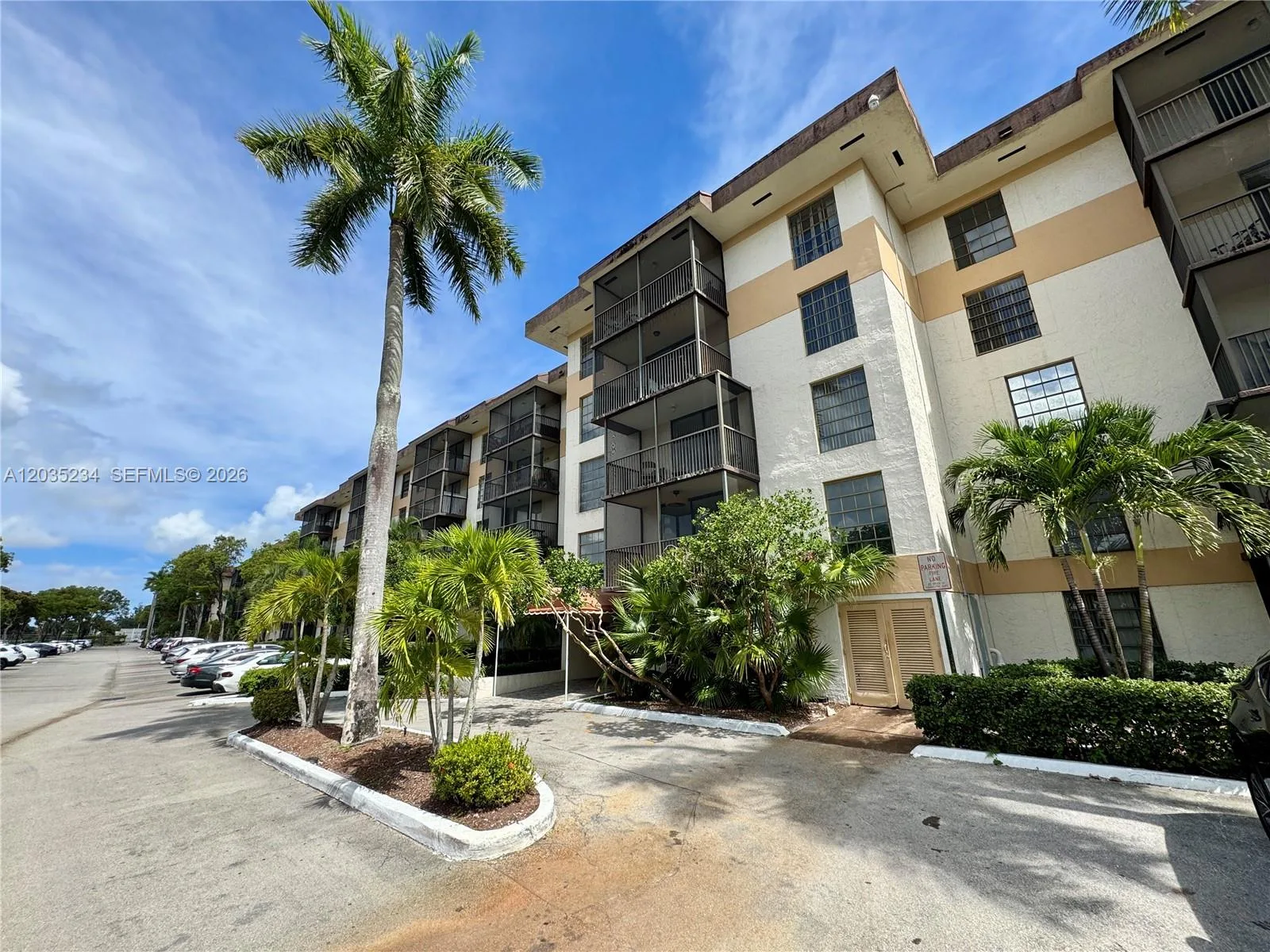 5570 NW 44th St # 408A, Lauderhill, FL 33319 photo 11