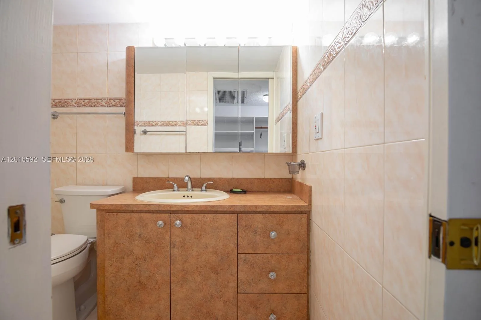 5555 Collins Ave # 14U, Miami Beach, FL 33140 photo 9