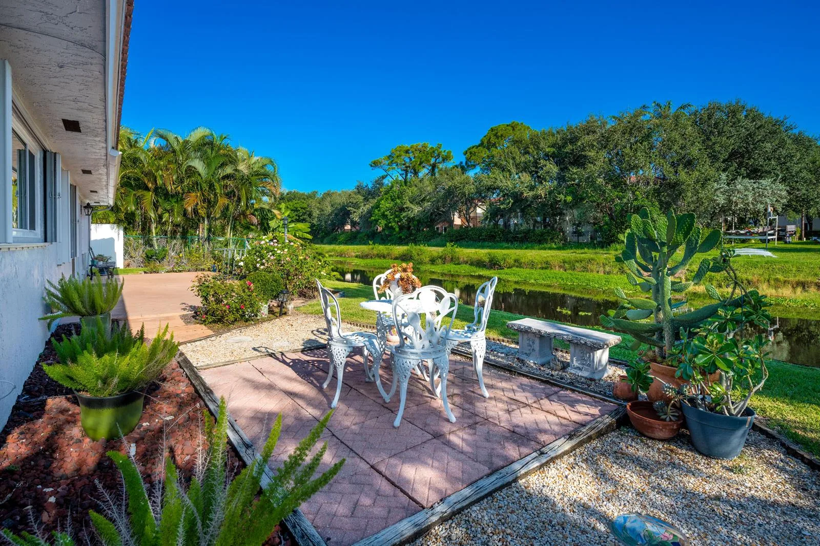 1315 SW 25TH Avenue, Boynton Beach, FL 33426 photo 12
