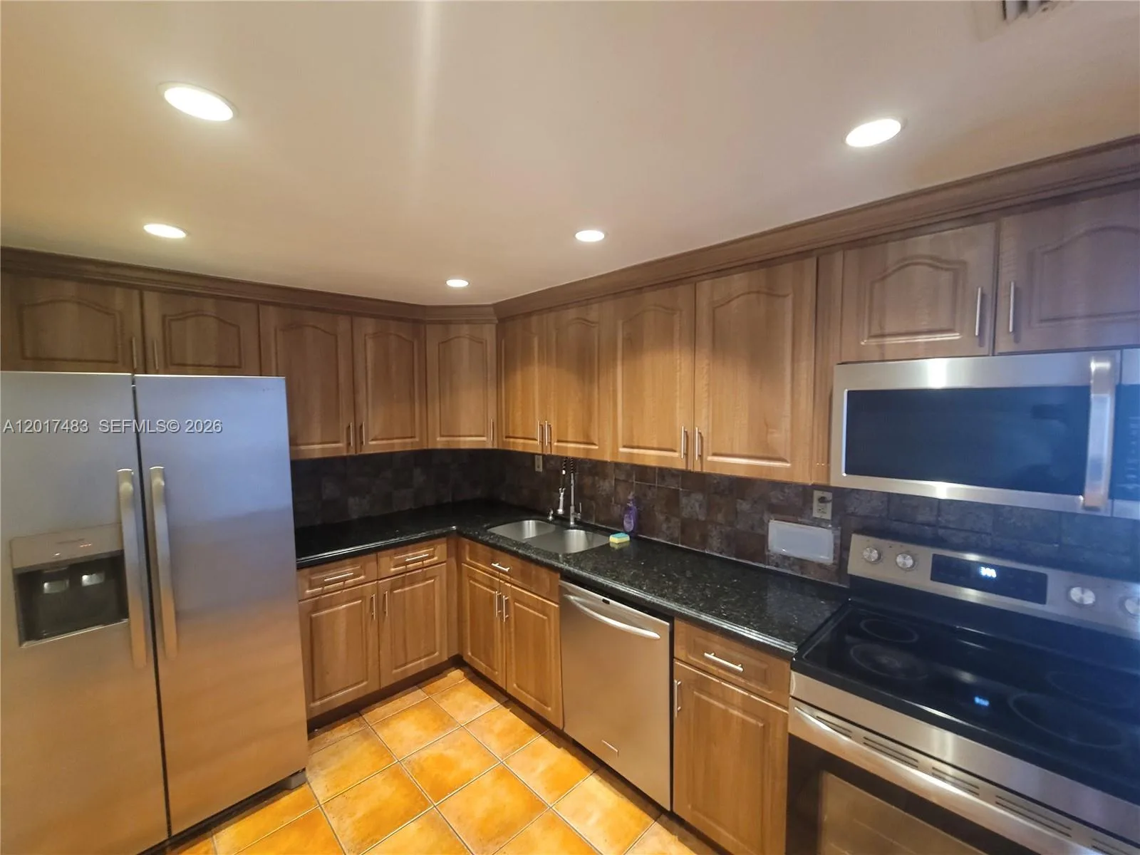 5401 Collins Ave # 307, Miami Beach, FL 33140 photo 9
