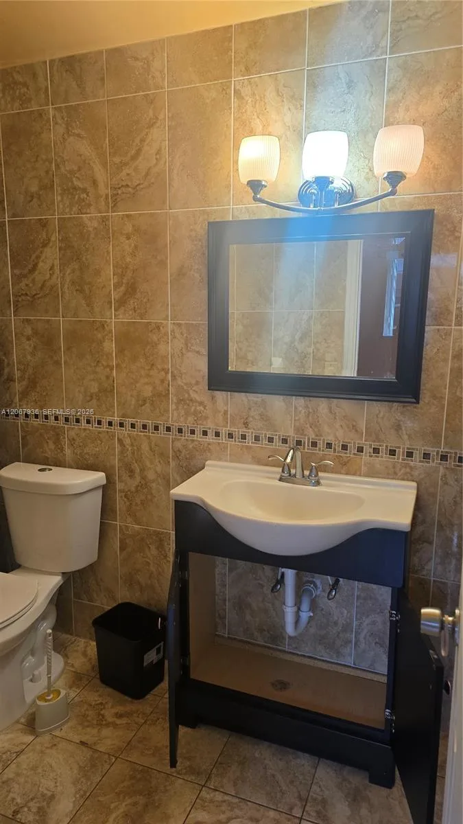 1163 NE 111th St # 2, Miami, FL 33161 photo 11