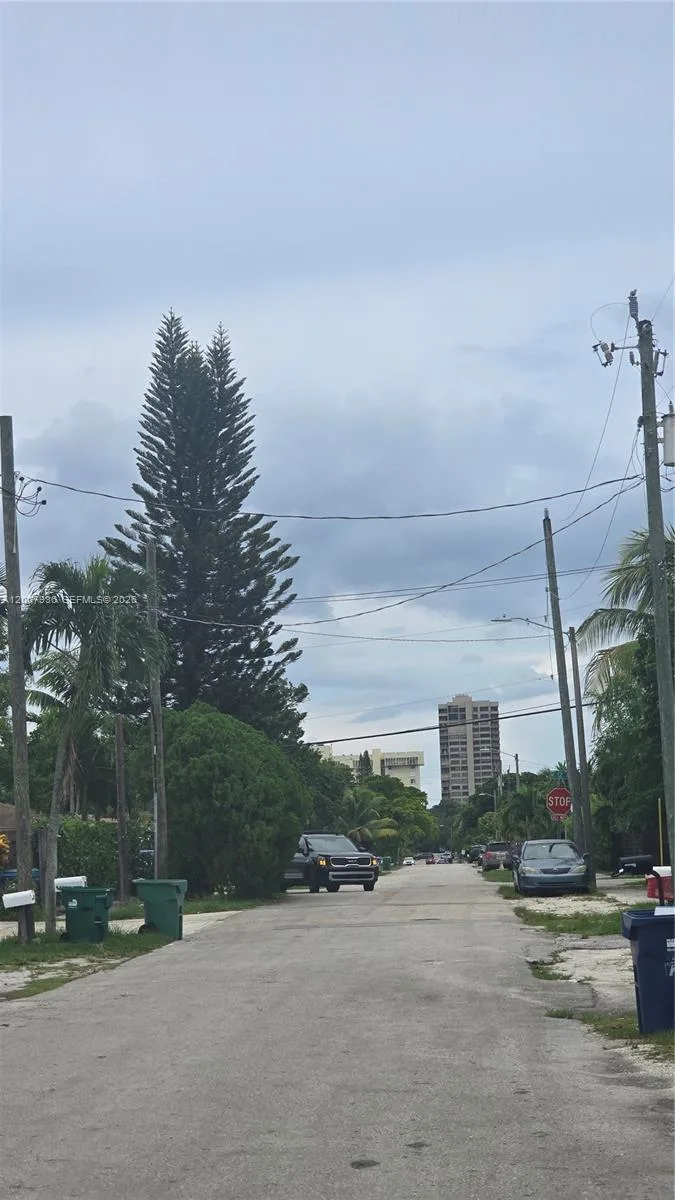 1163 NE 111th St # 2, Miami, FL 33161 photo 12