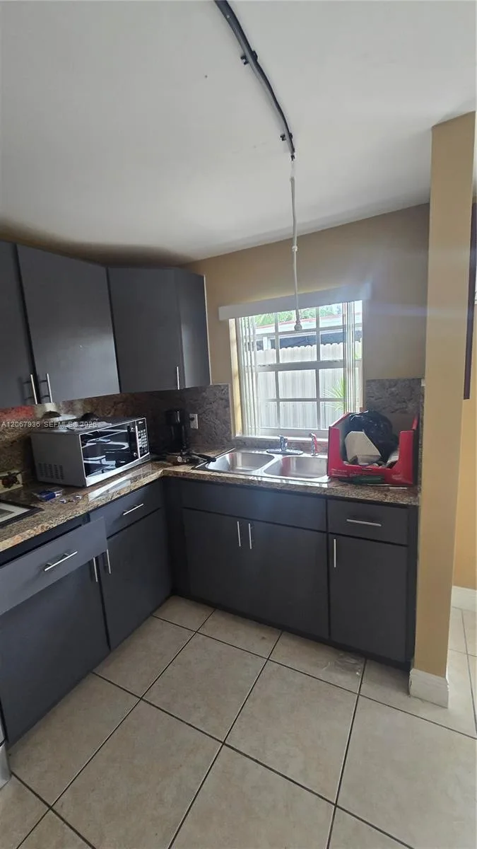 1163 NE 111th St # 2, Miami, FL 33161 photo 7
