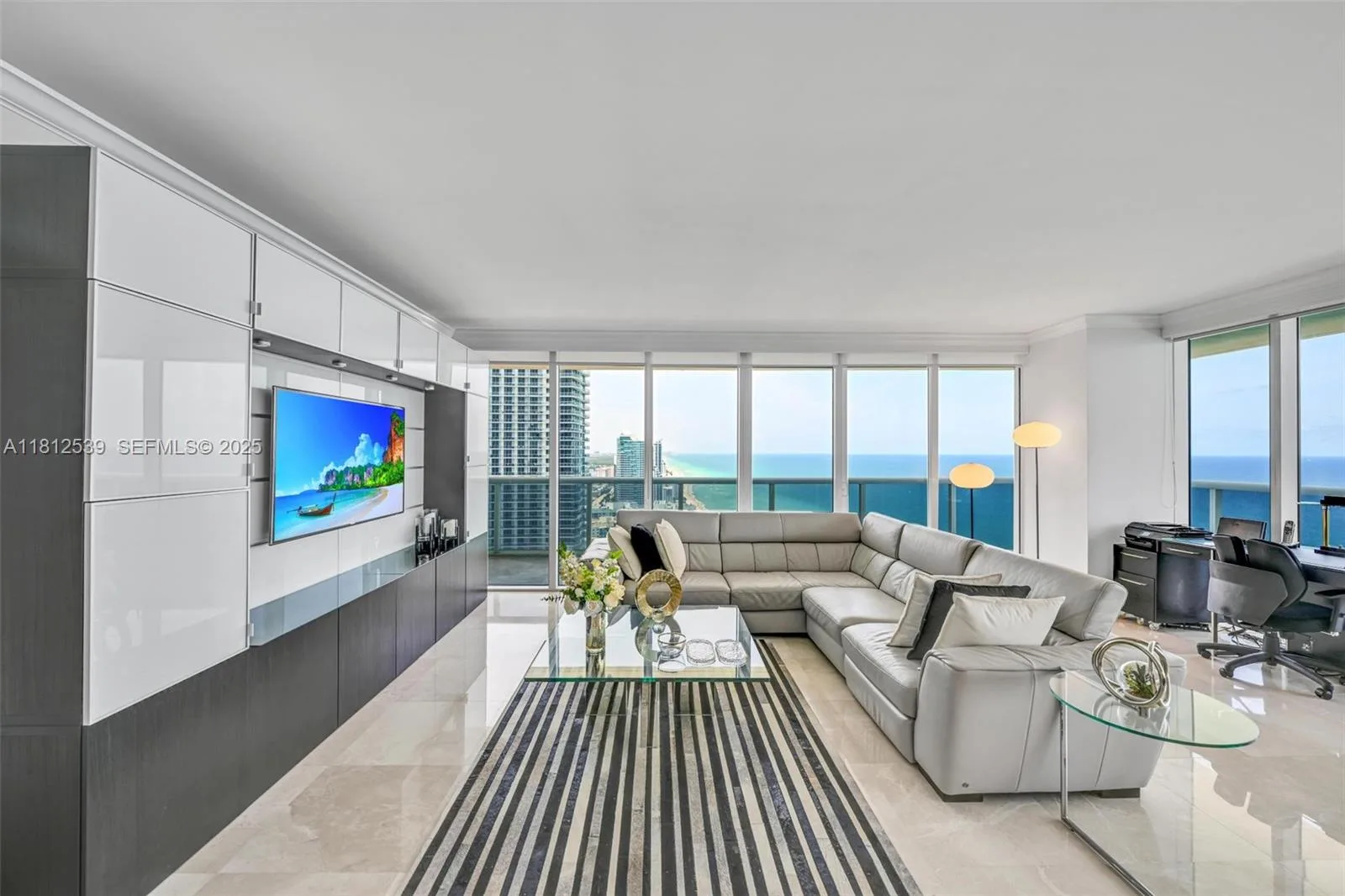 1830 S Ocean Dr # 3801, Hallandale Beach, FL 33009 photo 2