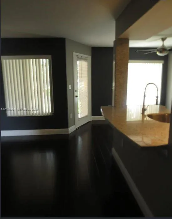 2405 NW 33rd St # 1211, Oakland Park, FL 33309 photo 5