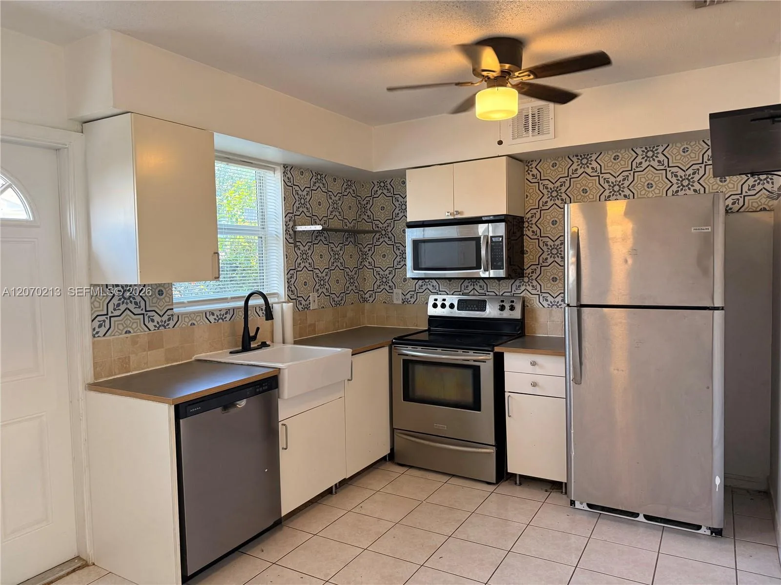 1104 N 17th Ct # 104, Hollywood, FL 33020