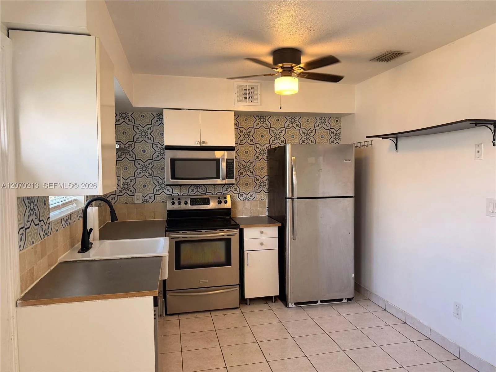 1104 N 17th Ct # 104, Hollywood, FL 33020 photo 2