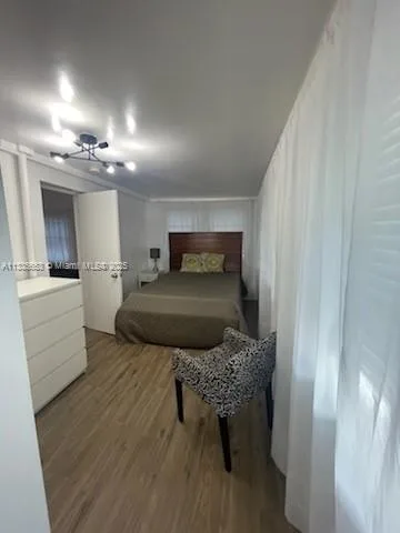 2811 Indian Creek Dr, Miami Beach, FL 33140 photo 5