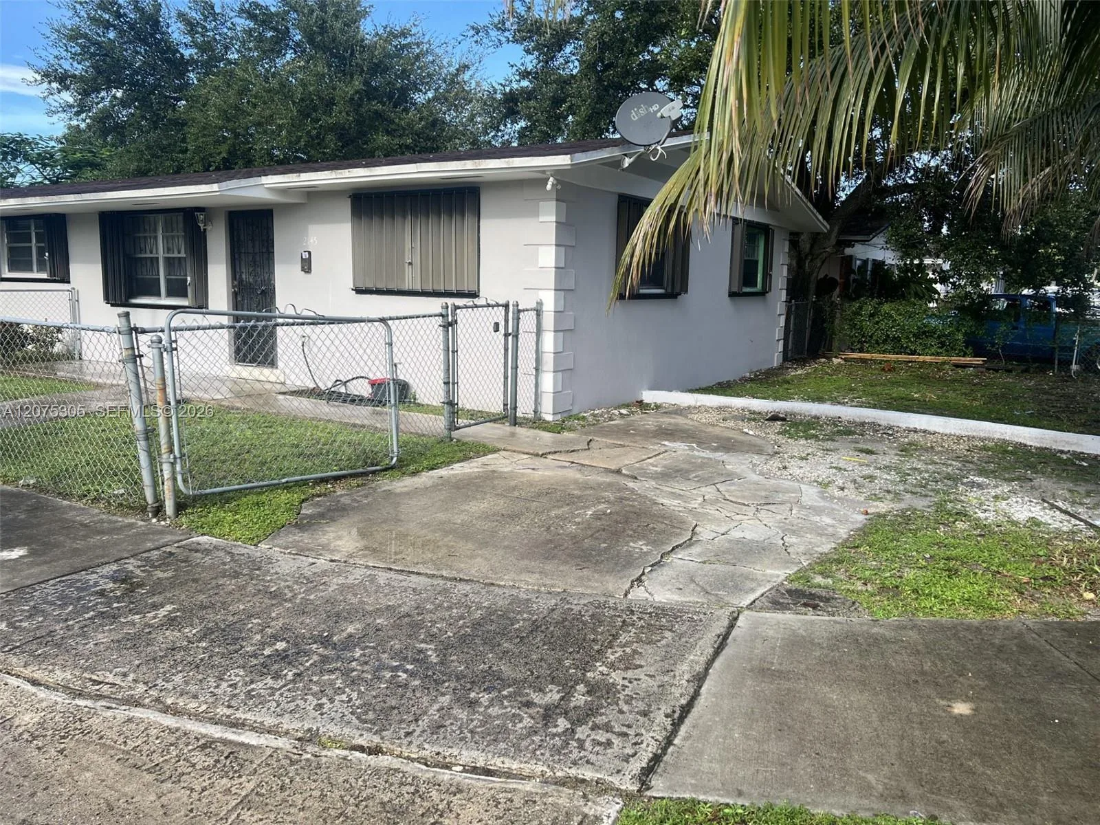2145 NW 99th Ter # 2145, Miami, FL 33147 — zdjęcie 2