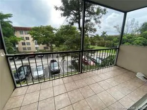 4166 Inverrary Drive # 303, Lauderhill, FL 33319 photo 2