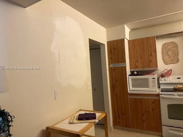 2301 S Ocean Dr # 407, Hollywood, FL 33019 photo 9