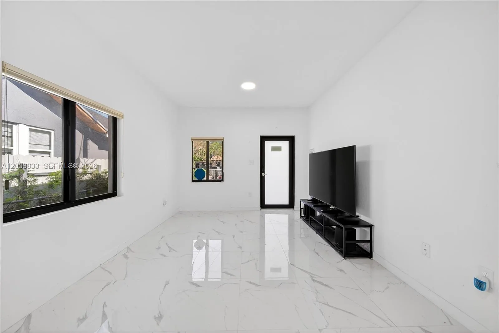 1864 NW 84th St, Miami, FL 33147 photo 10