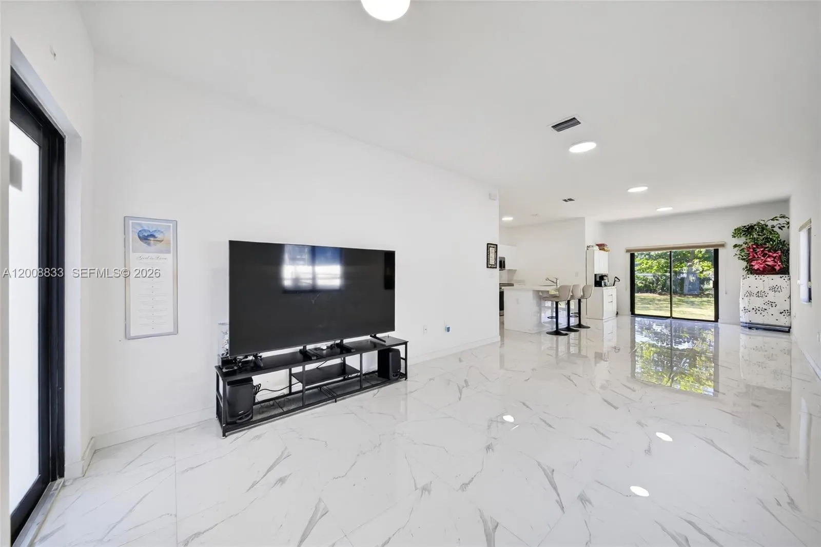 1864 NW 84th St, Miami, FL 33147 photo 4
