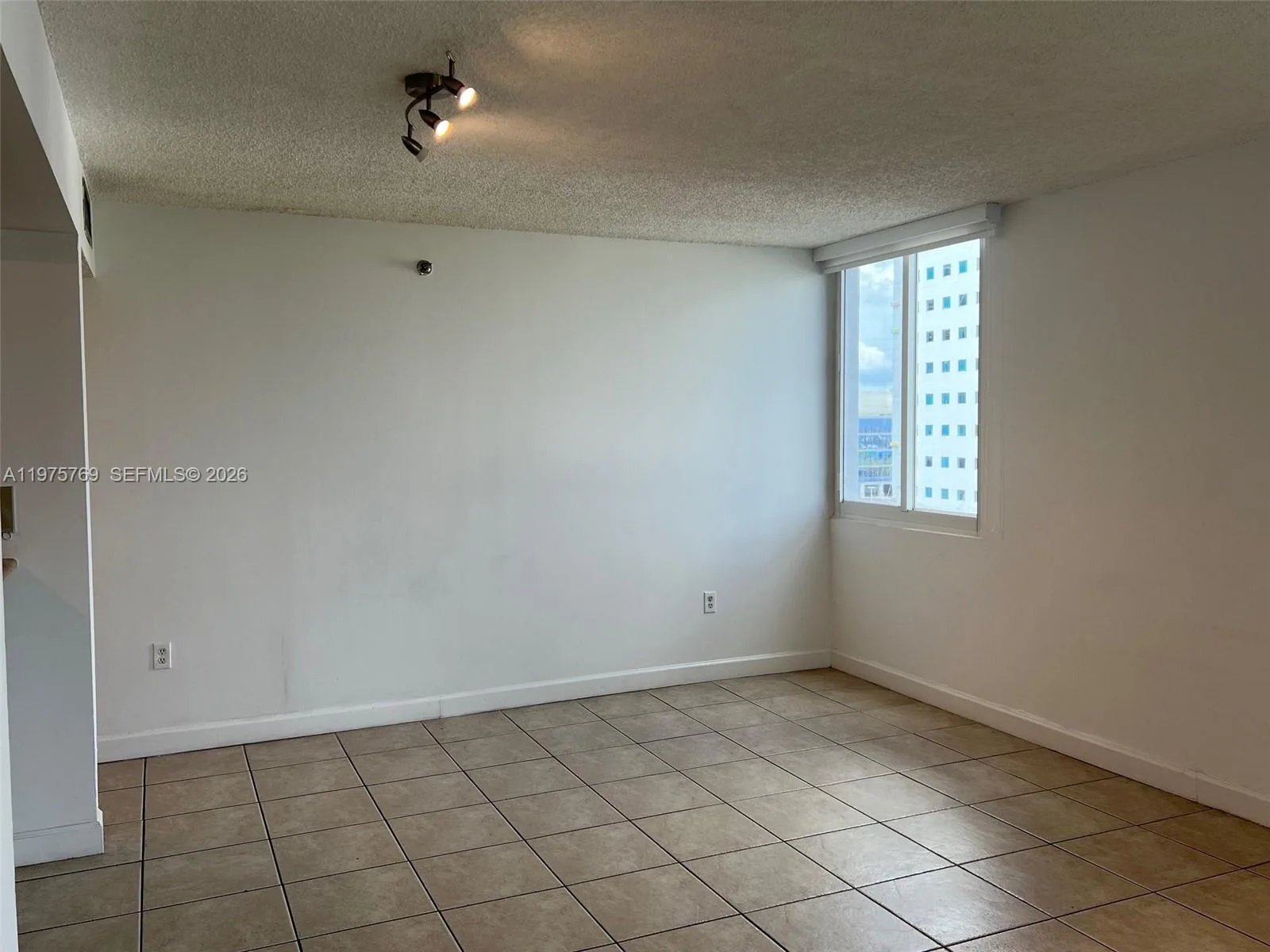850 N Miami Ave # W-1808, Miami, FL 33136 photo 12