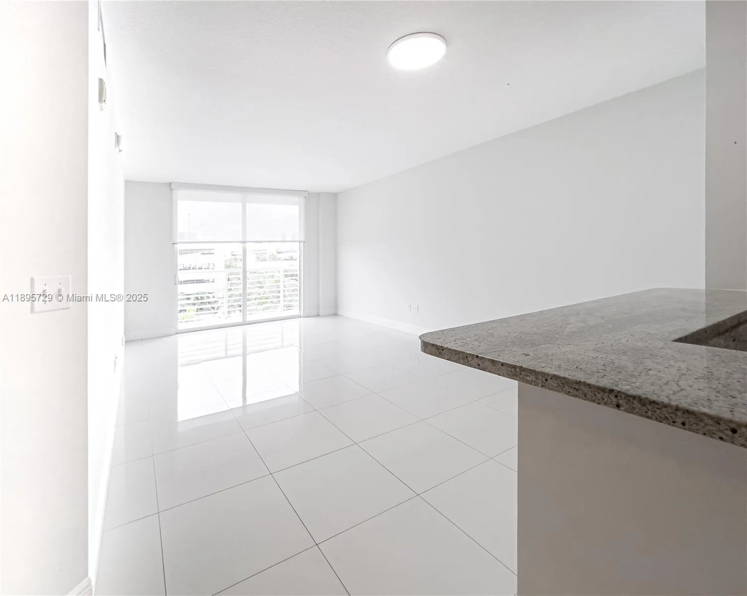 18800 NE 29th Ave # 607, Aventura, FL 33180 photo 3