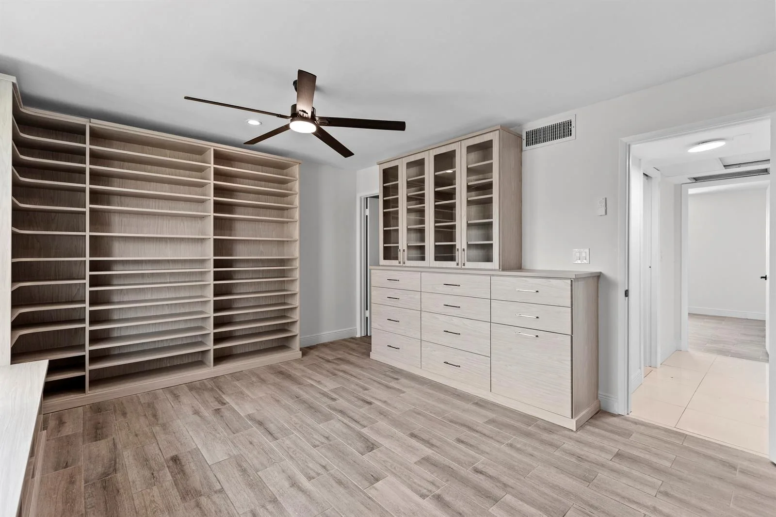 809 W Oakland Park Boulevard # K12, Oakland Park, FL 33311 photo 13
