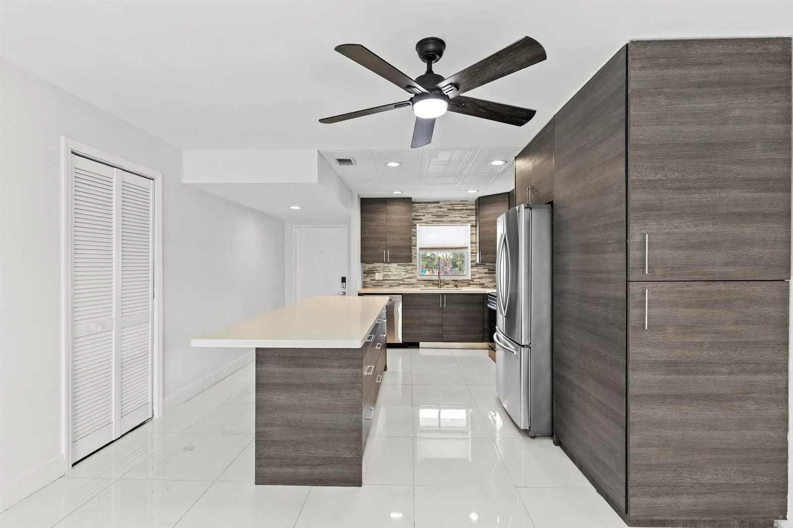 809 W Oakland Park Boulevard # K12, Oakland Park, FL 33311 photo 5