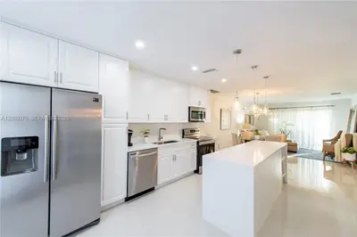 BOCA LAKES CONDO