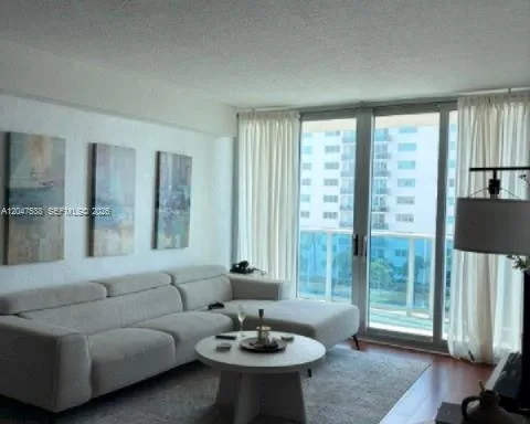 7501 E Treasure Dr # 5J, North Bay Village, FL 33141 photo 4