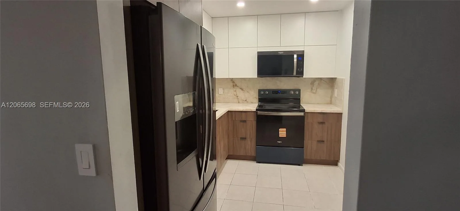901 Hillcrest Dr # 311, Hollywood, FL 33021 photo 2