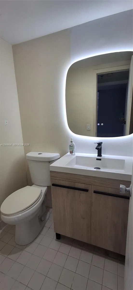 901 Hillcrest Dr # 311, Hollywood, FL 33021 photo 8