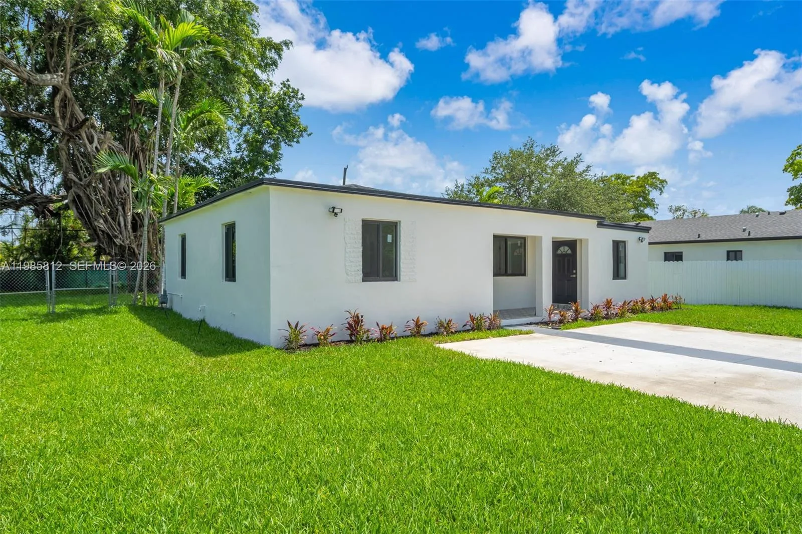1010 NE 140th St, North Miami, FL 33161