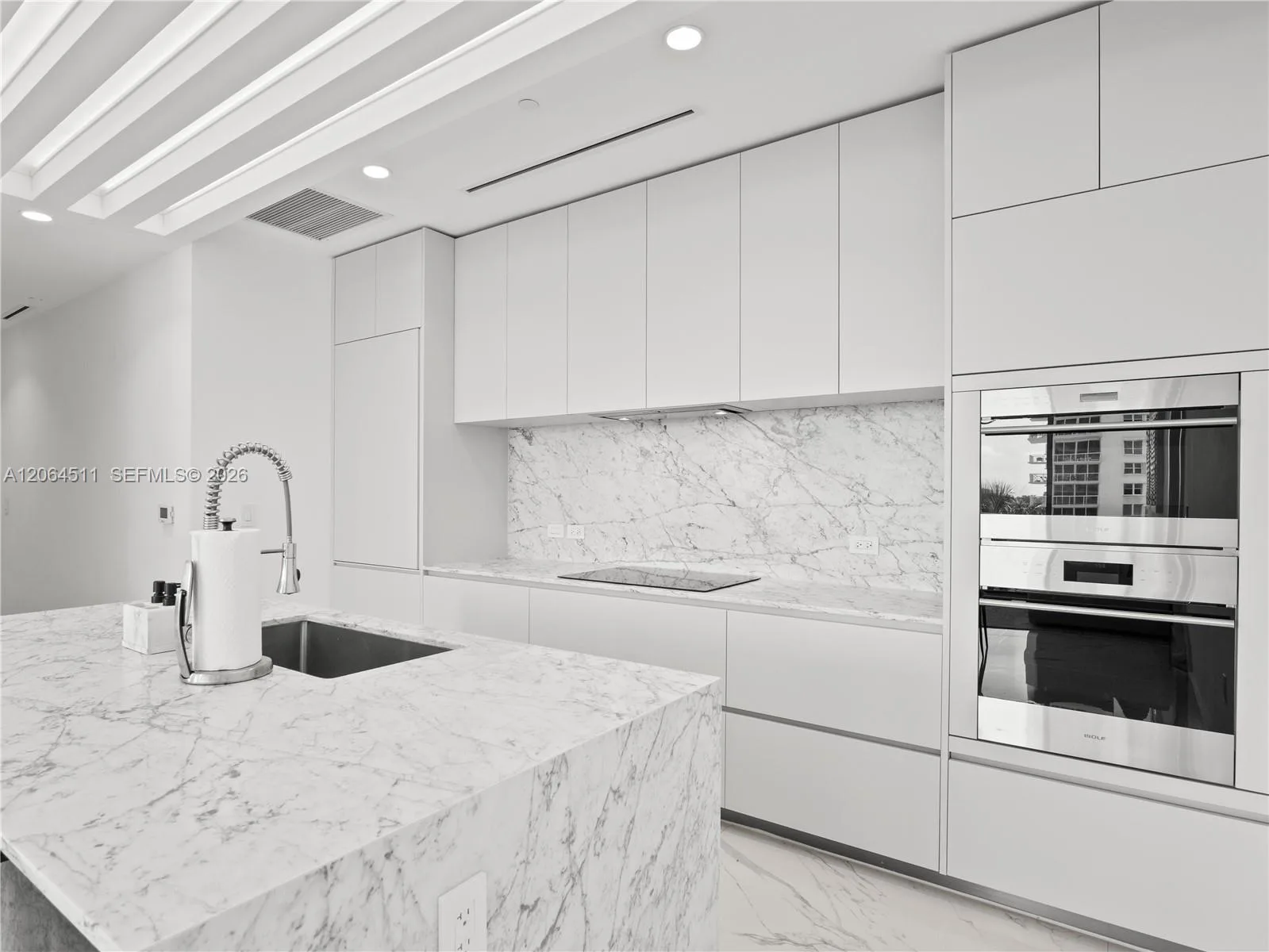 5775 Collins Ave # 405, Miami Beach, FL 33140 photo 6