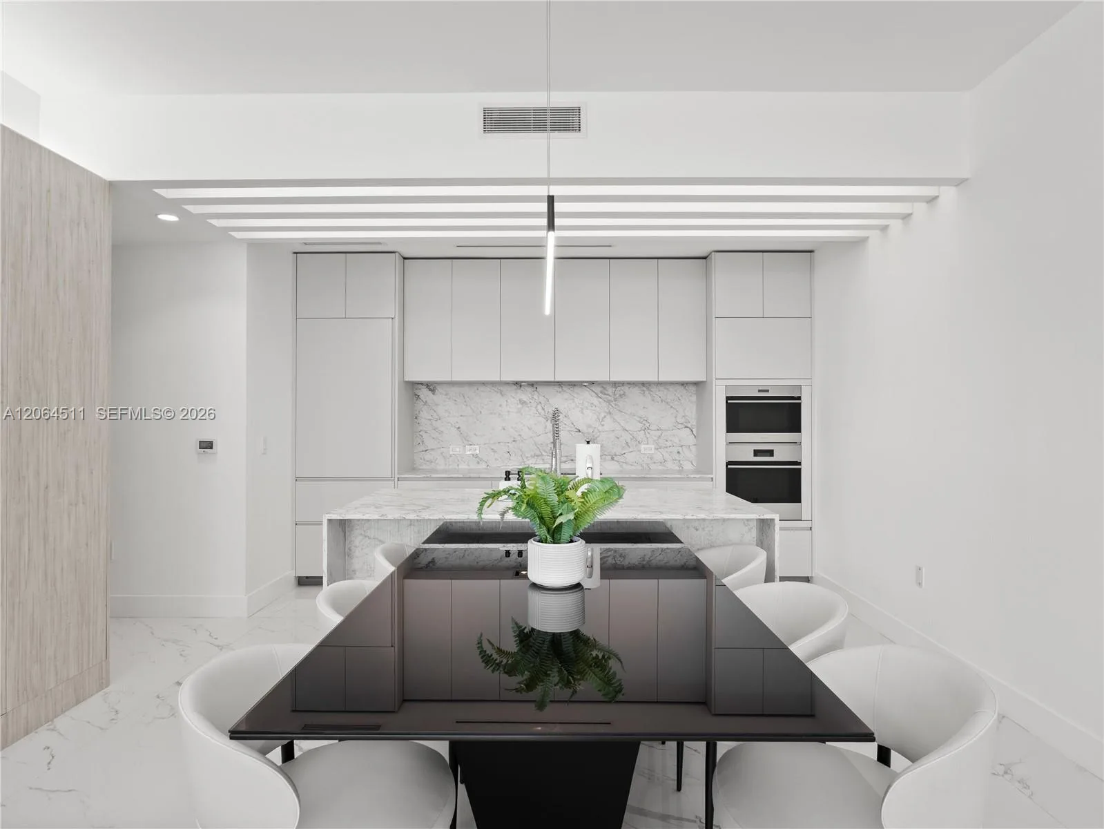 5775 Collins Ave # 405, Miami Beach, FL 33140 photo 9