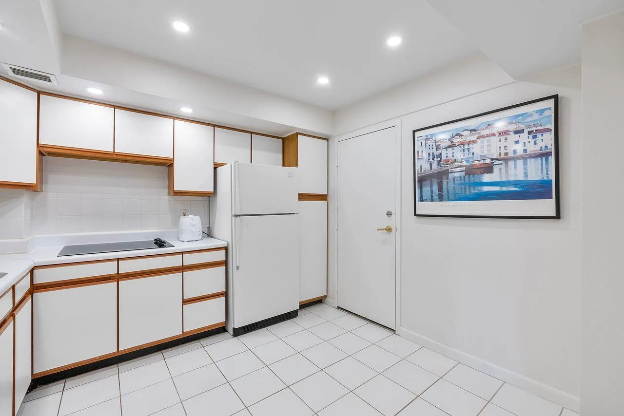 3450 S Ocean Boulevard # 118, Palm Beach, FL 33480 photo 10