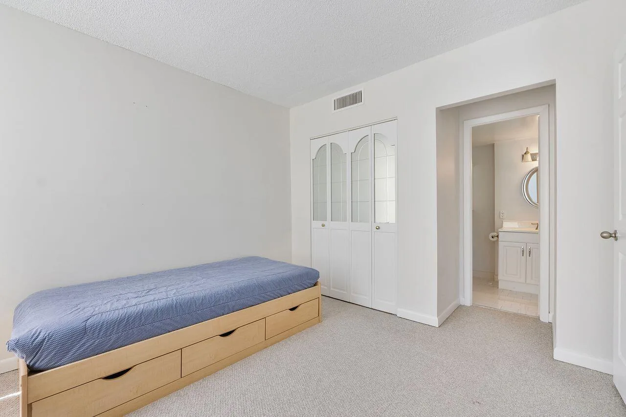 3450 S Ocean Boulevard # 118, Palm Beach, FL 33480 photo 11