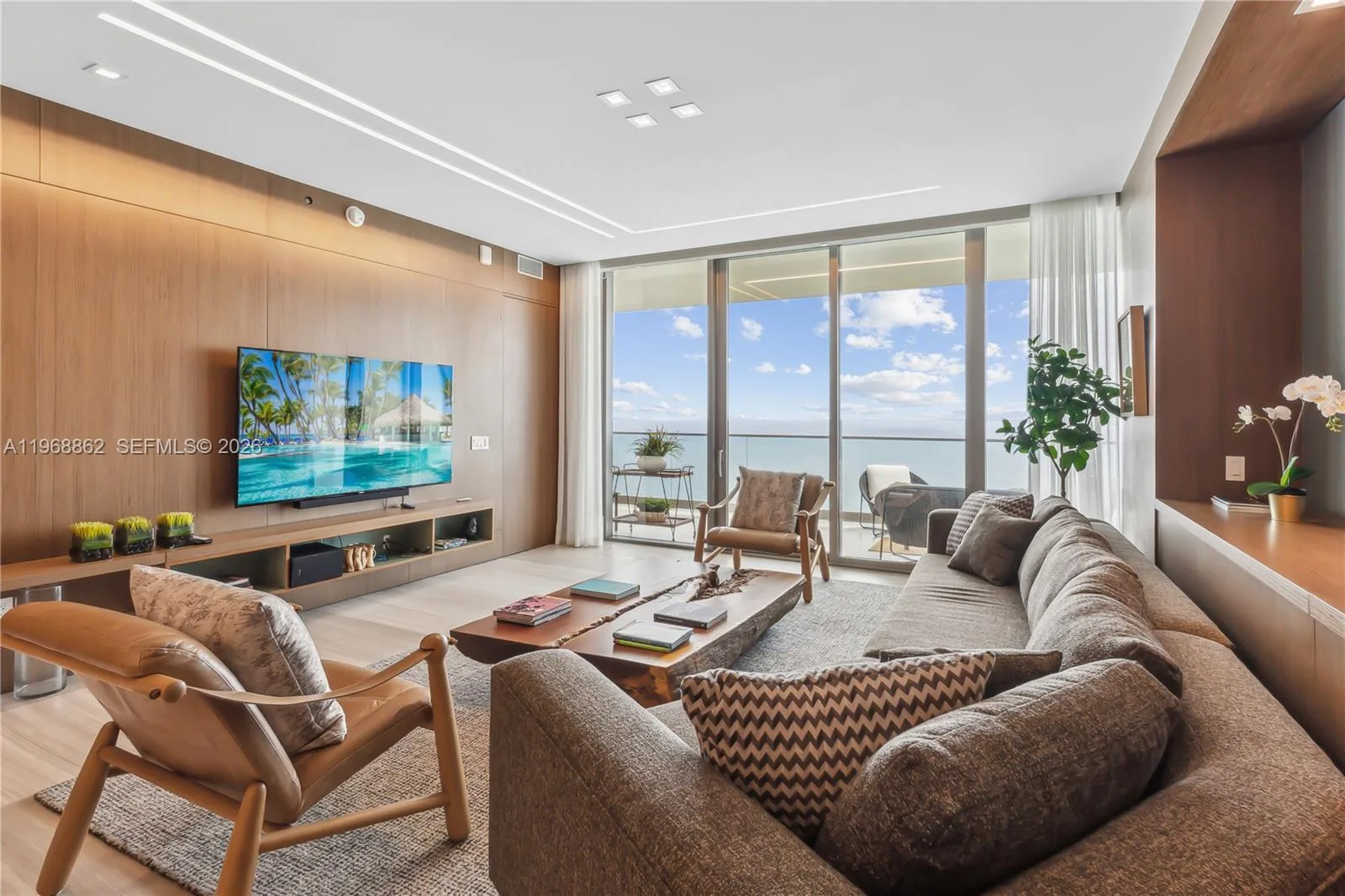18975 Collins Ave # 4502, Sunny Isles Beach, FL 33160 photo 12