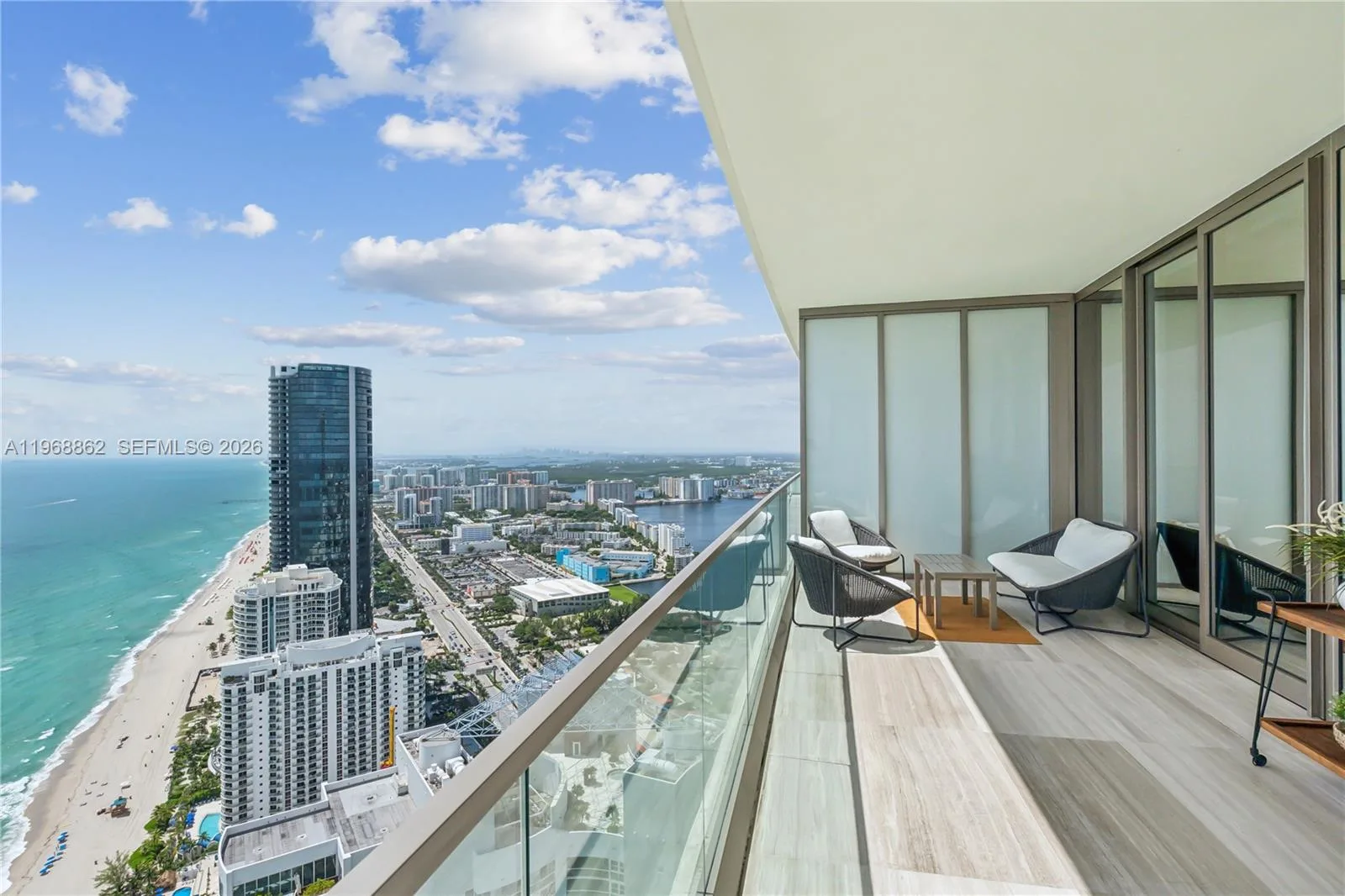 18975 Collins Ave # 4502, Sunny Isles Beach, FL 33160 photo 2