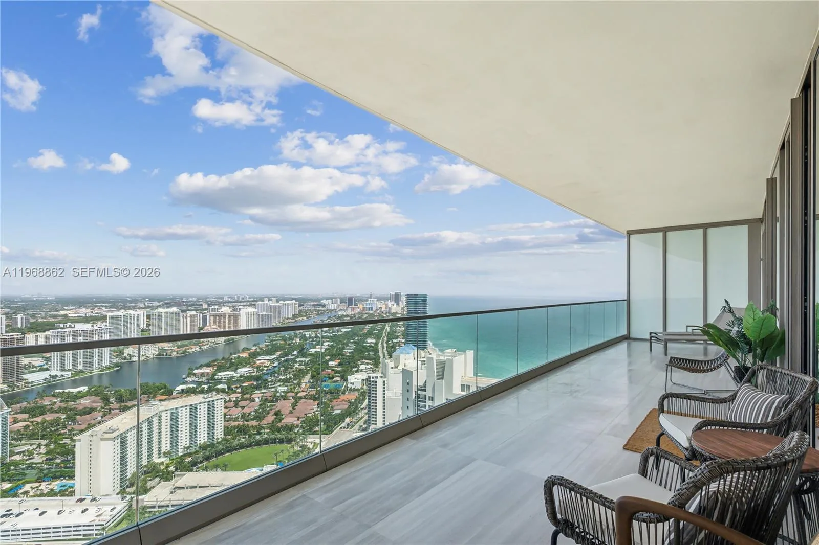 18975 Collins Ave # 4502, Sunny Isles Beach, FL 33160 photo 4