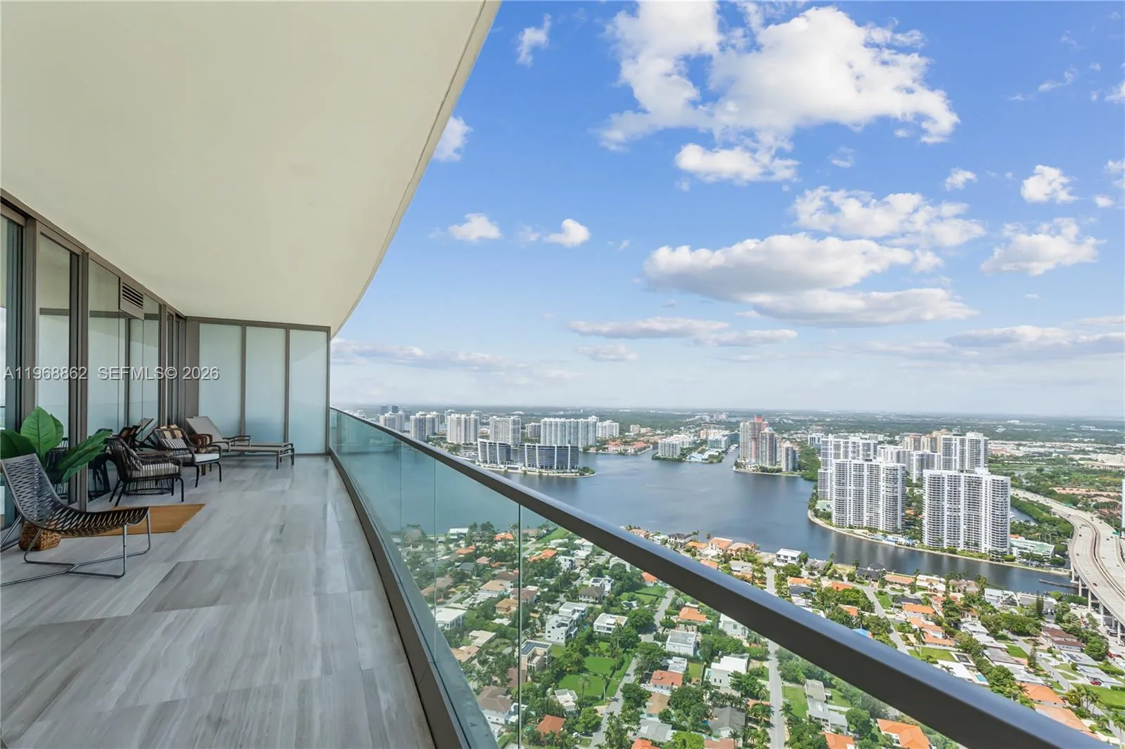 18975 Collins Ave # 4502, Sunny Isles Beach, FL 33160 photo 5