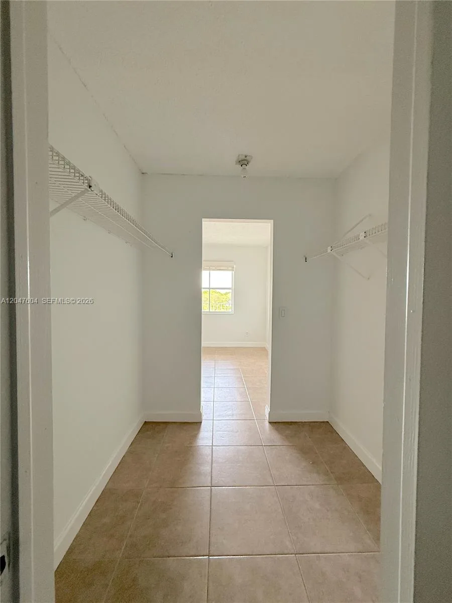 8260 SW 210th St # 315, Cutler Bay, FL 33189 photo 9