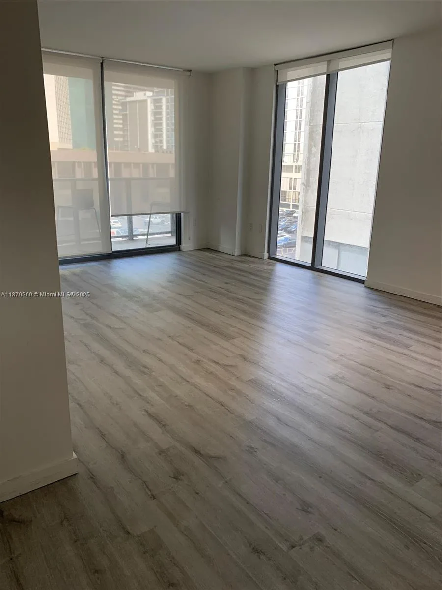31 SE 6th St # 608, Miami, FL 33131
