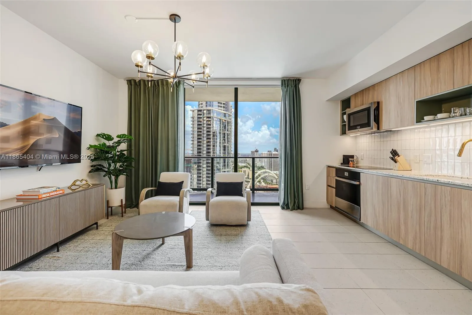 159 NE 6th St # 3601, Miami, FL 33132