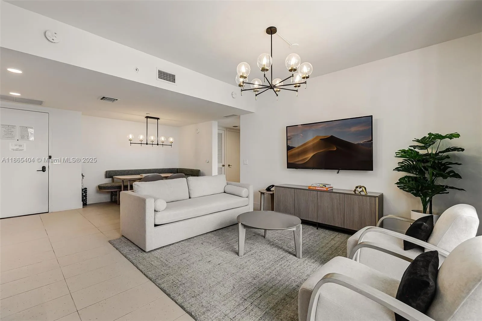159 NE 6th St # 3601, Miami, FL 33132 photo 11