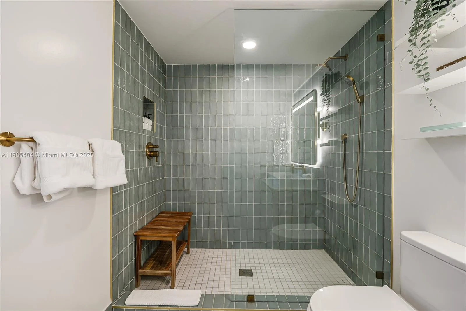 159 NE 6th St # 3601, Miami, FL 33132 photo 6