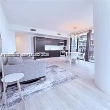 55 SW 9th St # 3903, Miami, FL 33130