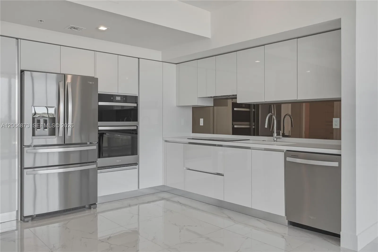 1170 E HALLANDALE BEACH # 904, Hallandale Beach, FL 33009 photo 6
