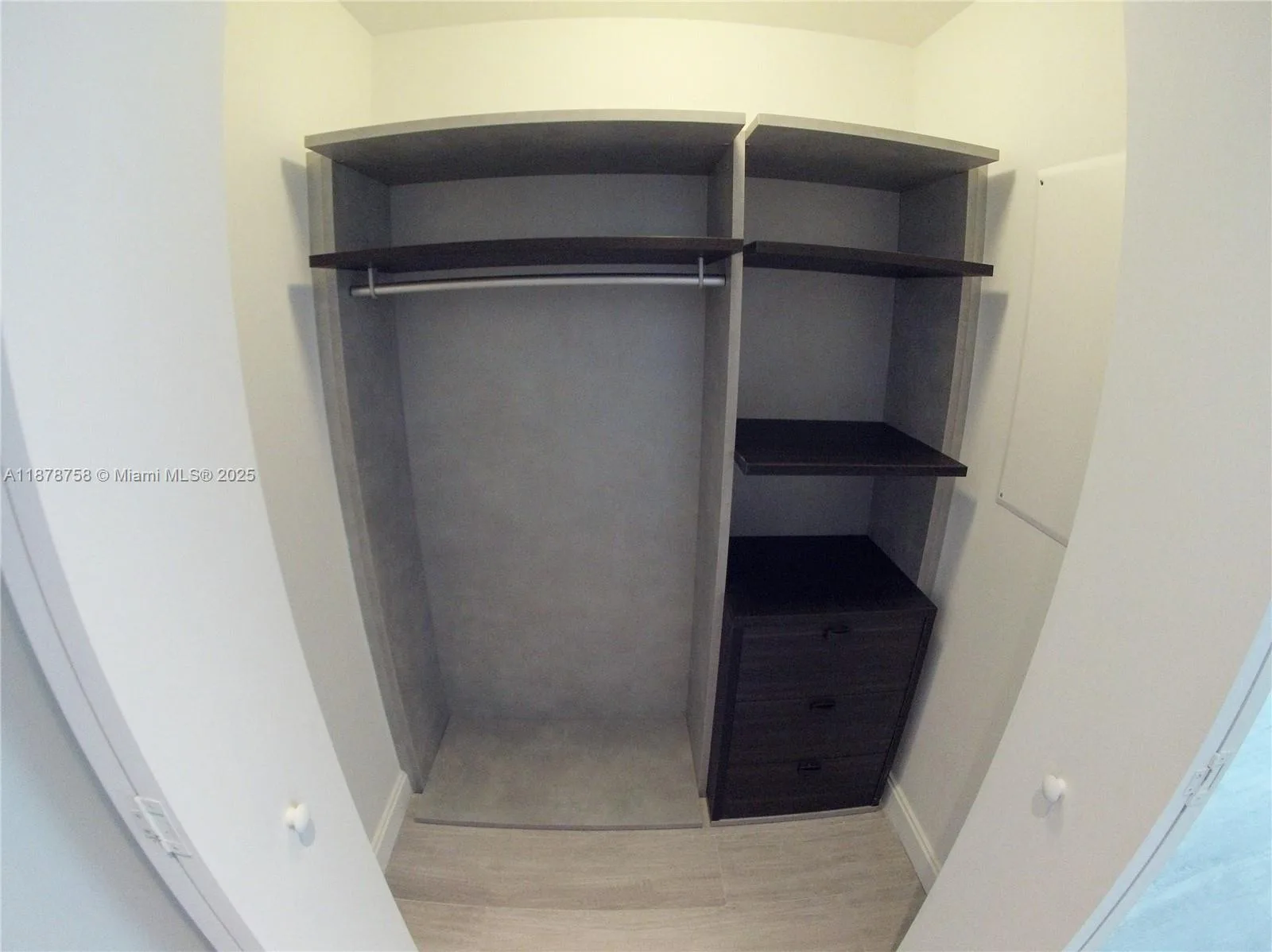 55 SW 9th St # 2810, Miami, FL 33130 photo 9