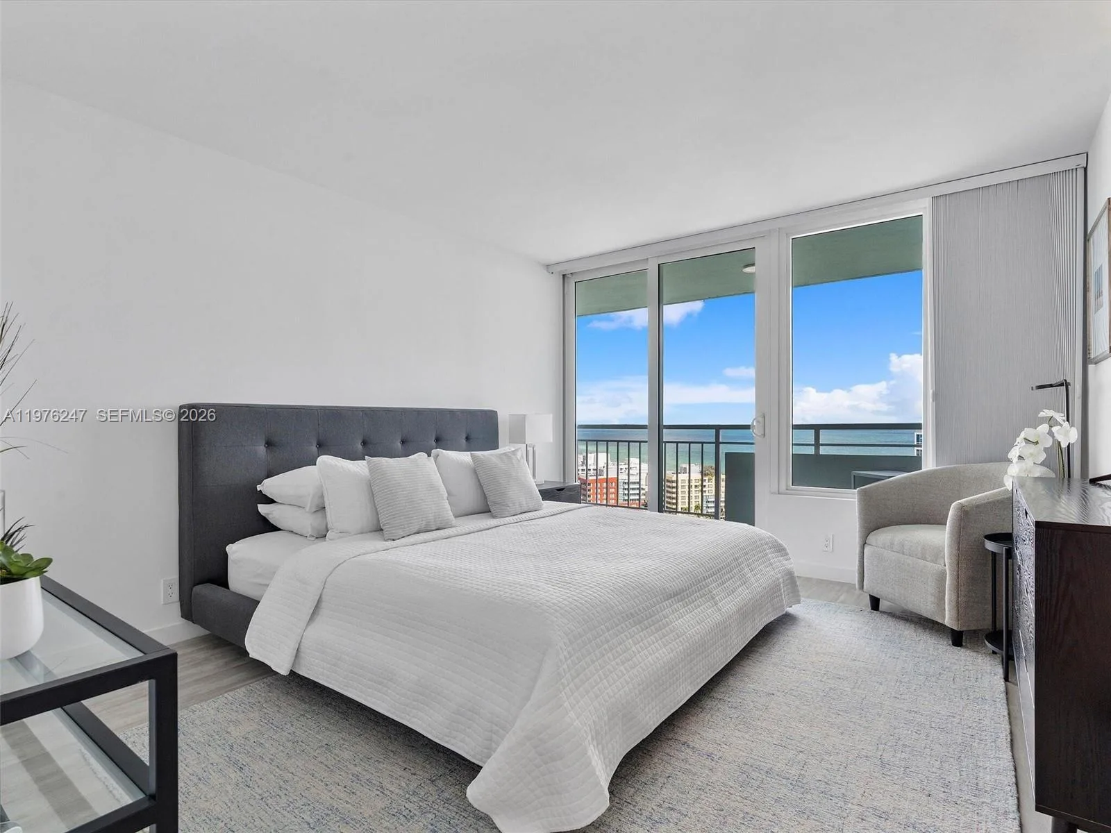 400 S Pointe Dr # 2308, Miami Beach, FL 33139 photo 12