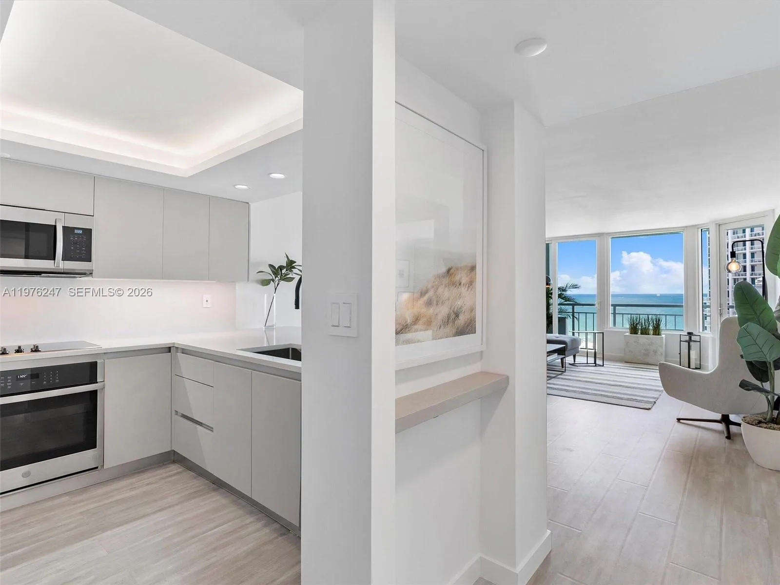 400 S Pointe Dr # 2308, Miami Beach, FL 33139 photo 8