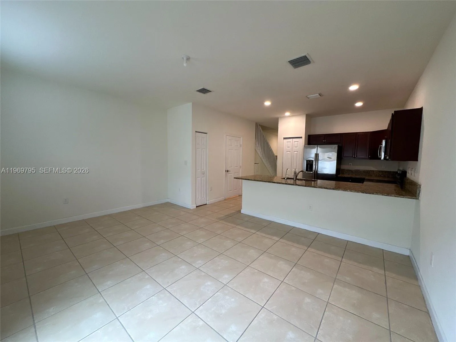 9374 W 32nd Ln, Hialeah, FL 33018 photo 5