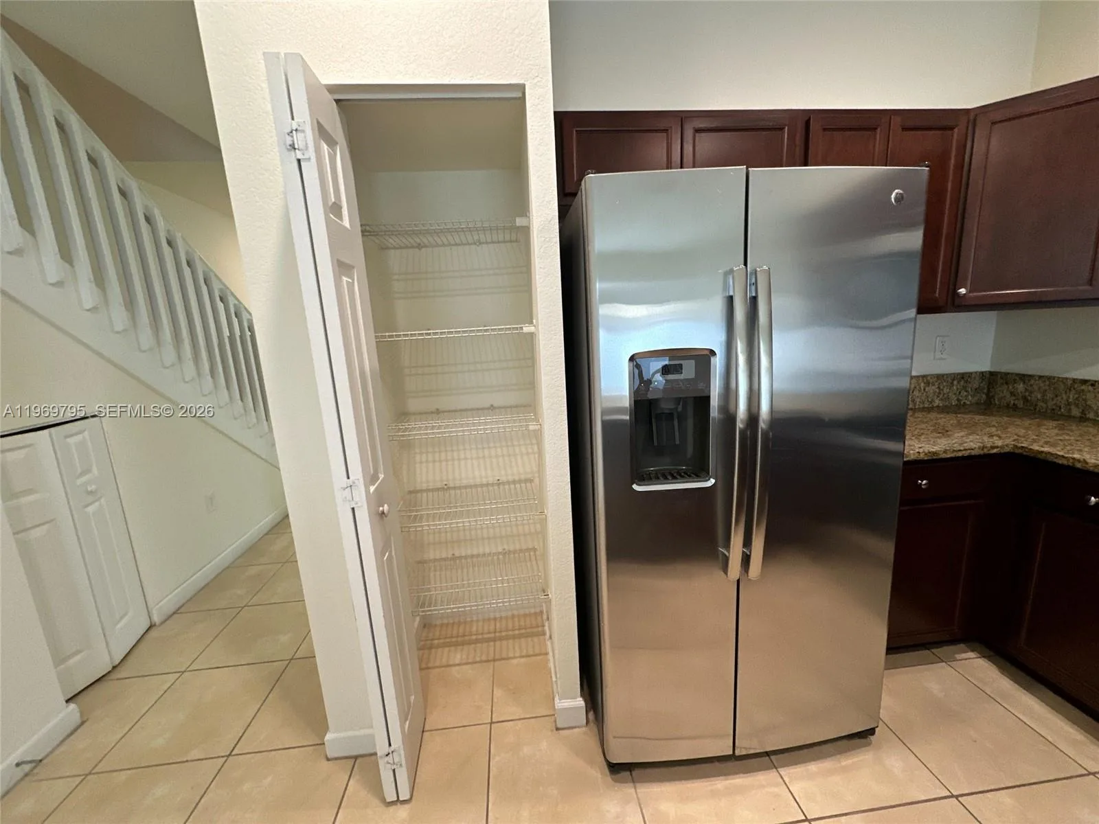 9374 W 32nd Ln, Hialeah, FL 33018 photo 6