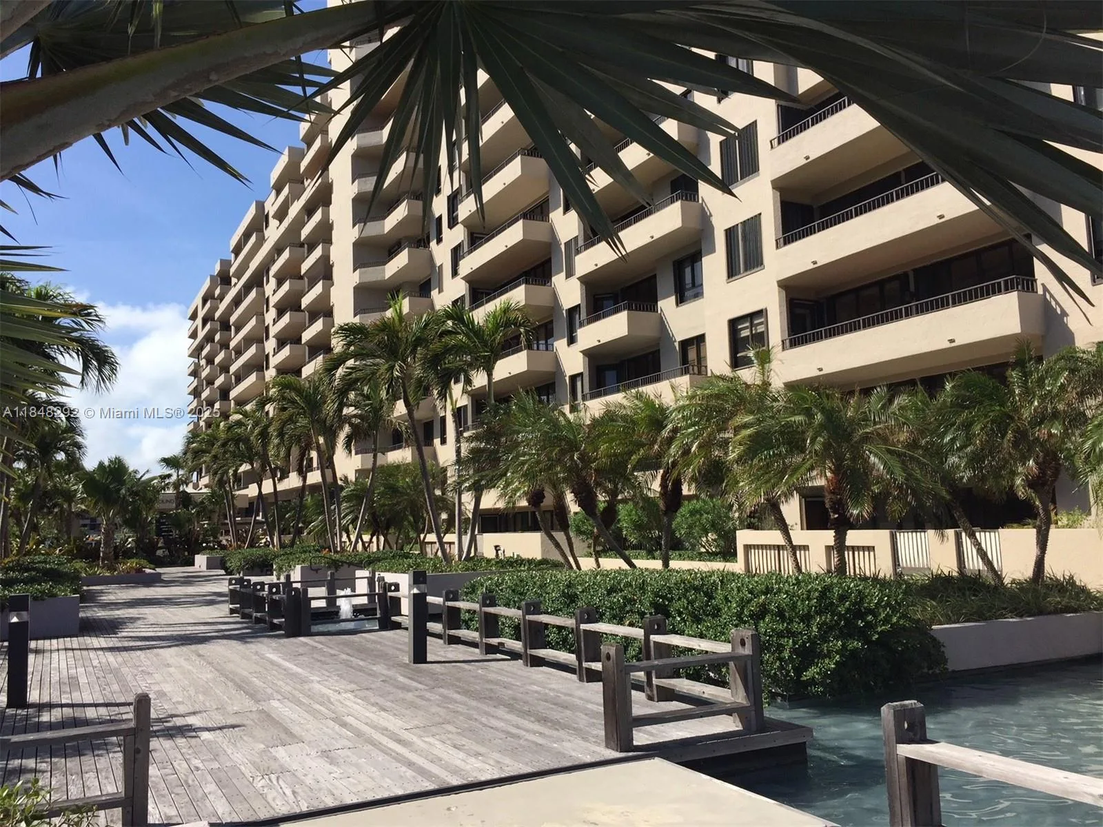 251 Crandon Blvd # 408, Key Biscayne, FL 33149